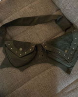 N.R. review photo