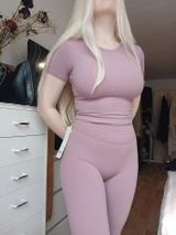 Leona S. review photo