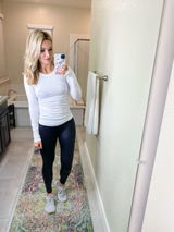 Lacy Yarrow review photo