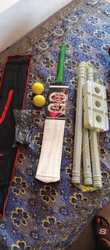 Israr Ahmed review photo