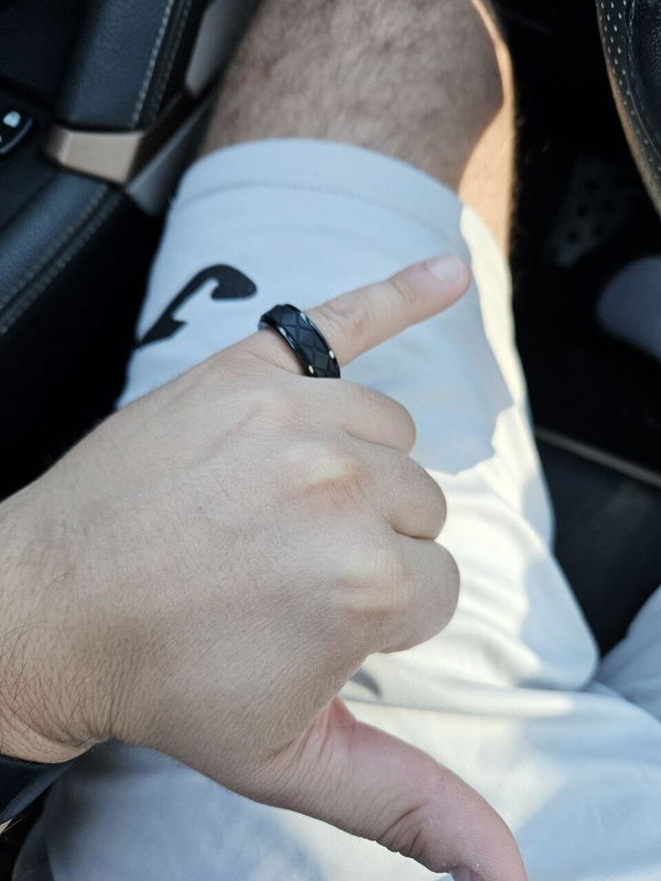 Owner photo: CUDIS 002 worn on the index finger