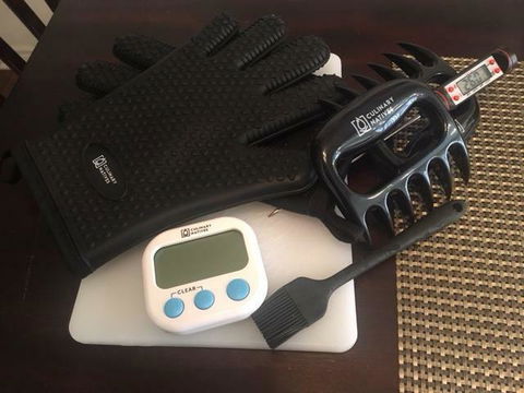 ULTIMATE SET - 5-Piece BBQ Gift Kit | Smoker Gloves, Meat Claws, Instant-Read Thermometer, Timer & Brush | No.1 Heatproof Silicone Smoker Mitts & Pulled Pork Claws for Barbecue, Grilling, Smoking, Shredding