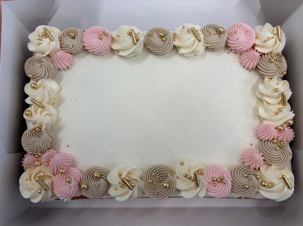 Cake in a Box | Colour Theme