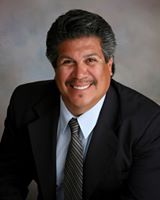 Tomas Hernandez review photo