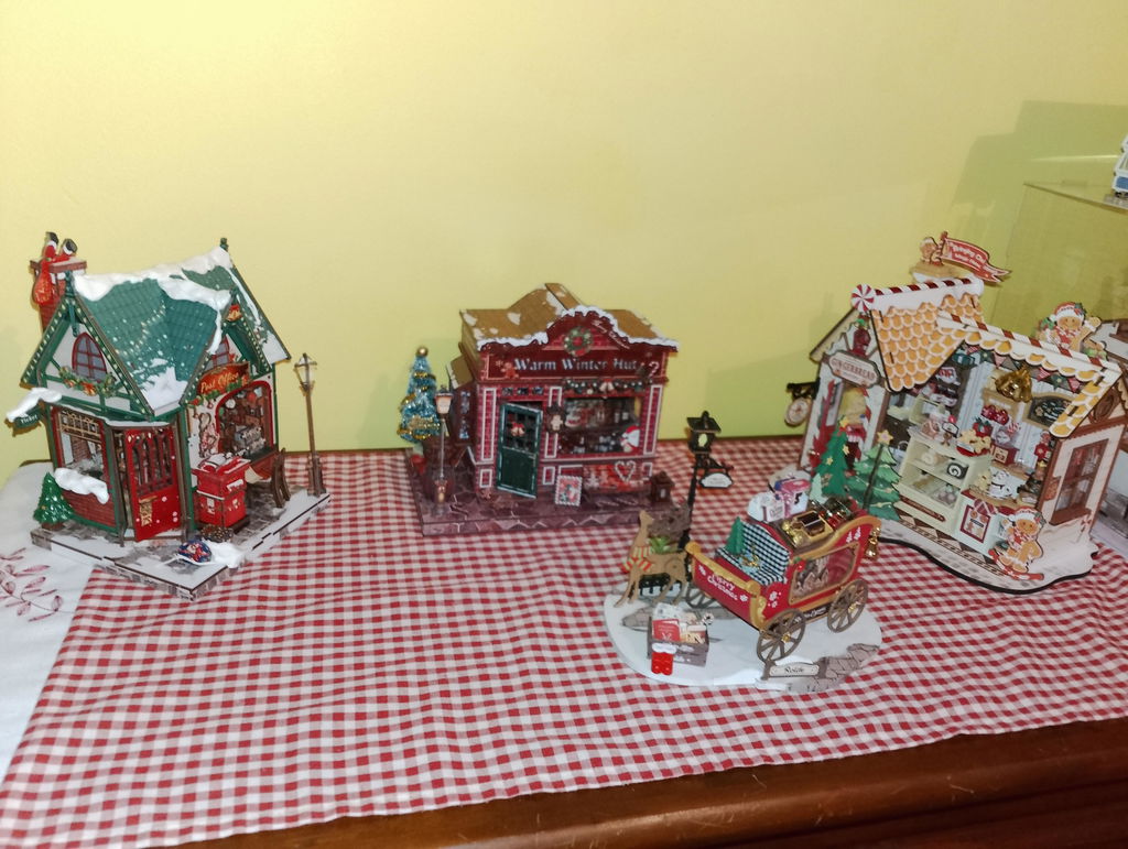 CUTEBEE DIY Miniature House | Snowy Night Post
