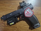 Dirk Brand review photo