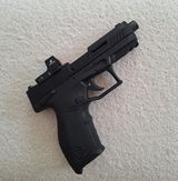 L.N. review photo