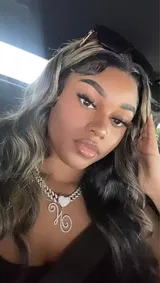 Allyssa review photo