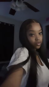 ianiya c. review photo