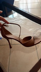 Lara Mossuto review photo