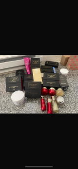 J. review photo