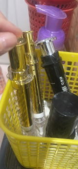 J. review photo