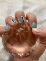 DAHLIA review photo