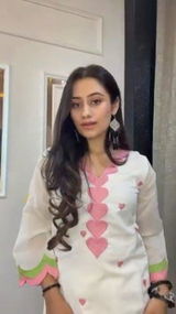 Anushri review photo