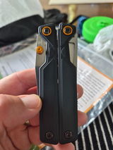 JR review photo
