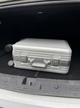 DAKOZO Bold Series - Cabin Suitcase - Hybrid - Silver