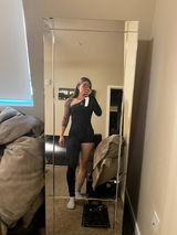 M review photo
