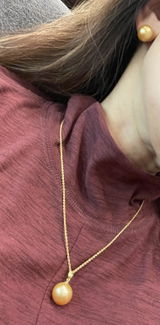 DJ review photo