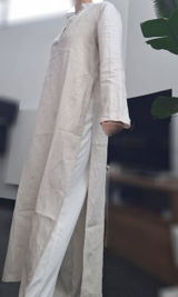 Violet Evermore review photo