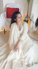 Zaina Khan review photo