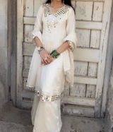 Deepali Singh review photo