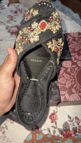 Sana Balouch review photo
