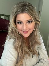 Laura Martínez review photo