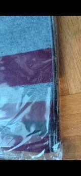 S***S review photo