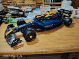 M. review photo