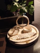 Large Round Tray, Trinket Pot with Candle, Feather Leaf Tray & Circle Vase Bundle 15