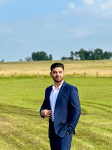 Hamza Saleem review photo