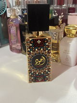 Zainab review photo