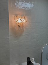Vivienne review photo
