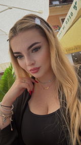 Maria Cristina Munteanu review photo