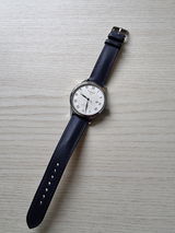 V. L. review photo