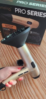 Sophia-Laure review photo