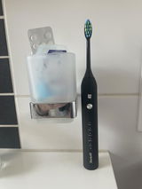 Anonym review photo