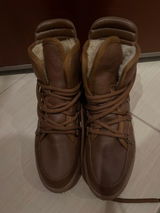 A. A. review photo