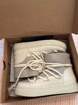 S. S. review photo