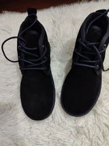G. Y. review photo