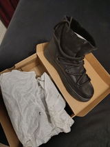 S. B. review photo