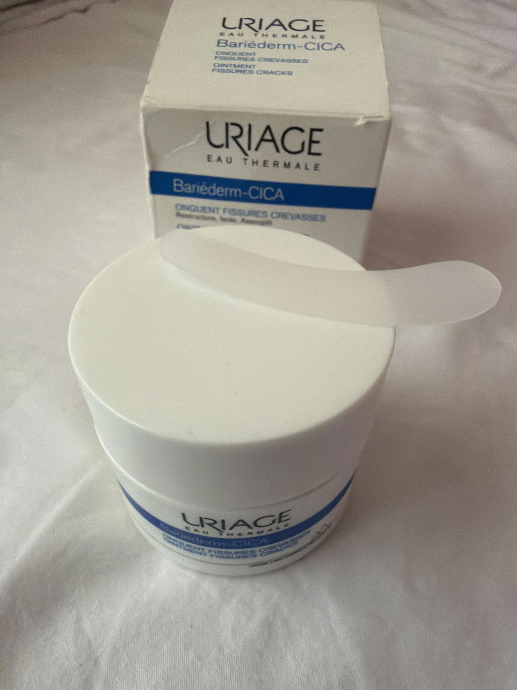 Uriage Ungüento reparador de pies y talones agrietados 40 ml