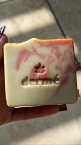 Kattia review photo