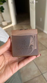 Kattia review photo