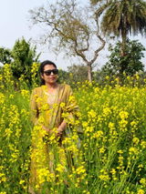 Sumana Santra review photo