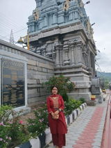 Rainu Sharma review photo
