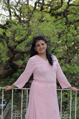 Shahnaz Amar review photo