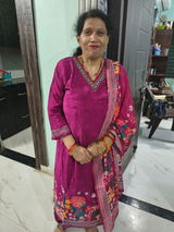 Manisha tiwari review photo