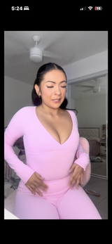 Vanity V. review photo