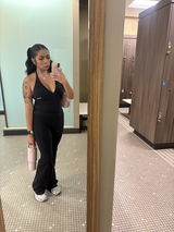 Vanity V. review photo